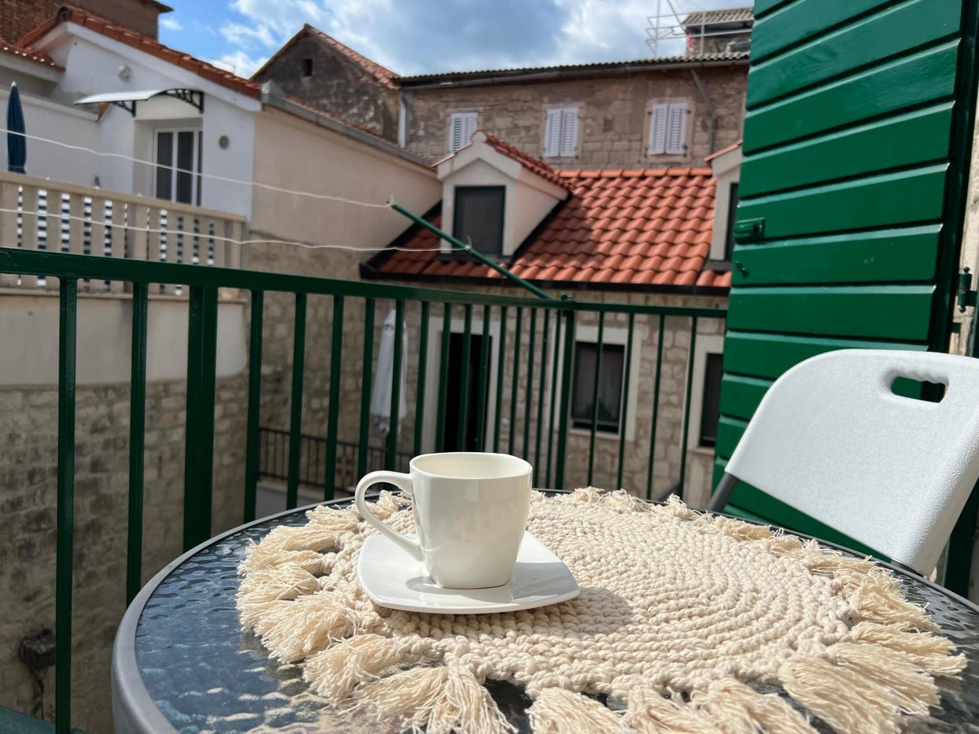 Apartman Lucijan Kaštela Εξωτερικό φωτογραφία
