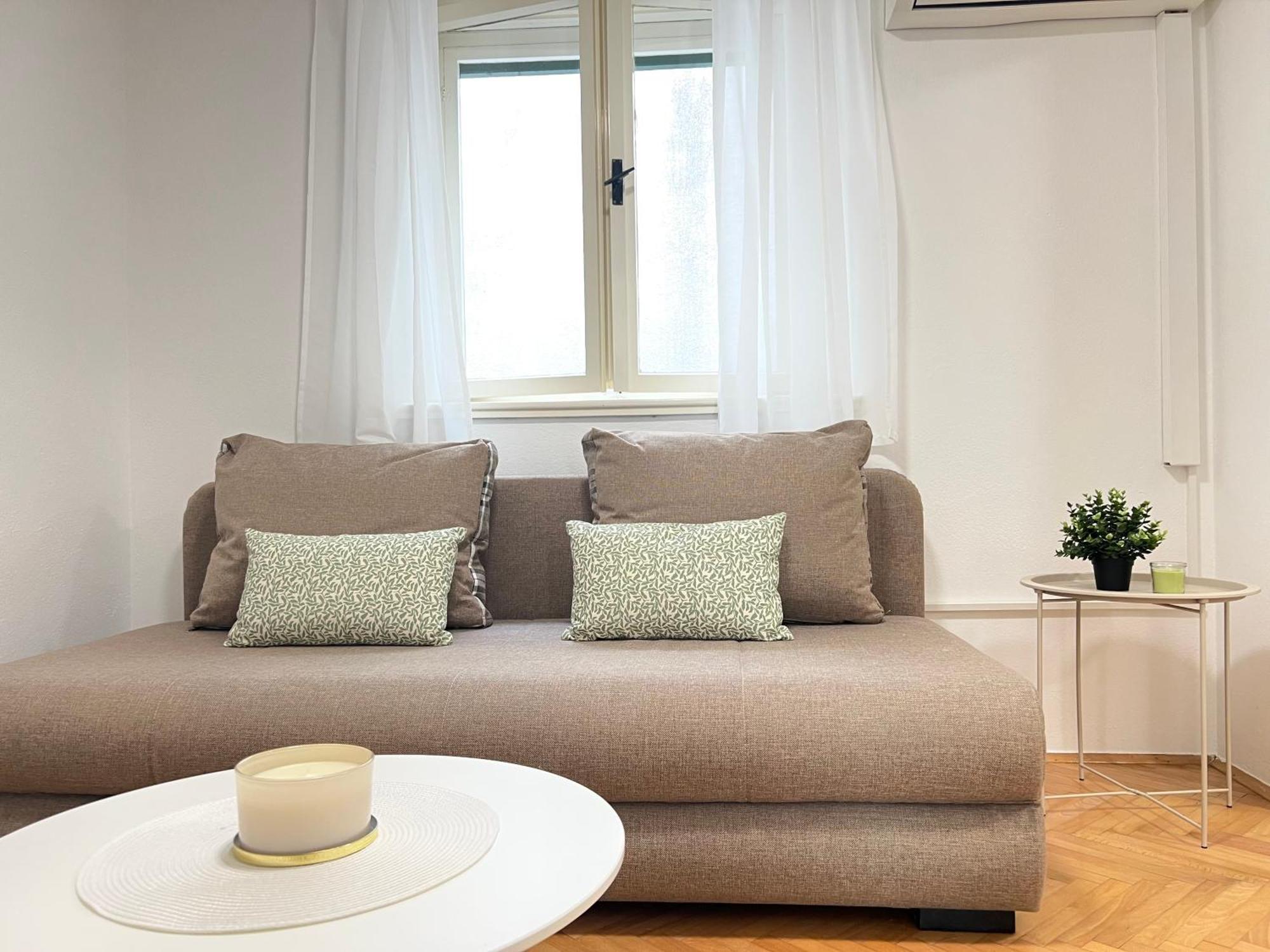 Apartman Lucijan Kaštela Εξωτερικό φωτογραφία